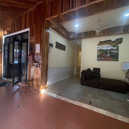Viengchalern Guesthouse Luang Prabang Extérieur photo